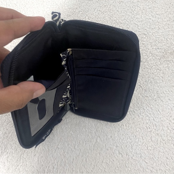 Vera Bradley Wristlet Twirly Birds Navy Blue White Cigarette Credit Card Money - Picture 7 of 7